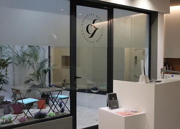 Boutique Creative Valence